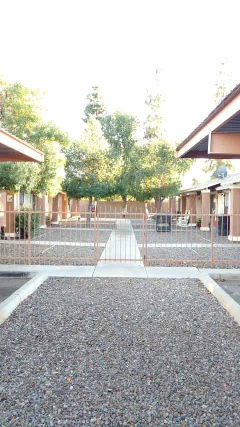 2829 E Capri Cir, Mesa, AZ 85204 photo 4