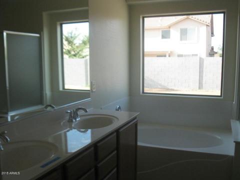 7404 W Getty Dr, Phoenix, AZ 85043 photo 6