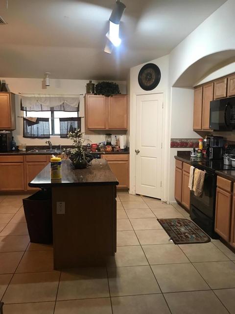 7404 W Getty Dr, Phoenix, AZ 85043 photo 3