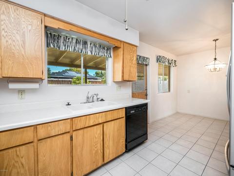 1628 E Berridge Ln, Phoenix, AZ 85016 photo 11