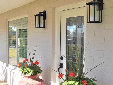 808 E Cavalier Dr, Phoenix, AZ 85014 photo 1