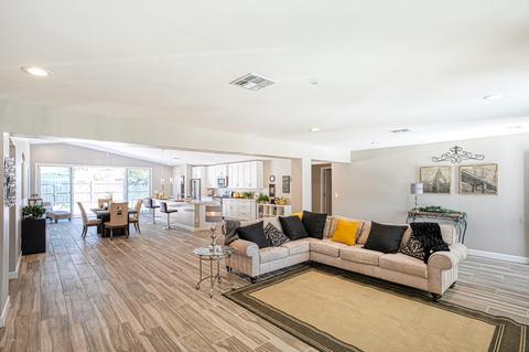 4040 E Cheery Lynn Rd, Phoenix, AZ 85018 photo 6