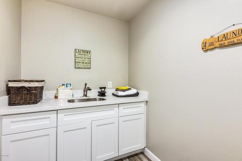 4040 E Cheery Lynn Rd, Phoenix, AZ 85018 photo 23