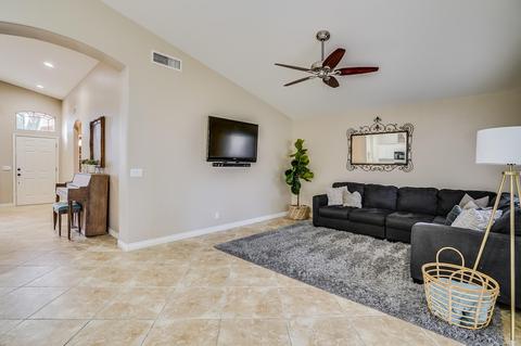 2244 E Amber Ln, Gilbert, AZ 85296 photo 13