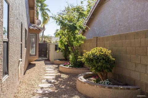 5258 E Hobart St, Mesa, AZ 85205 photo 4