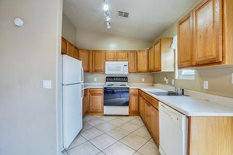 338 E Dirkley Ave, Coolidge, AZ 85128 photo 8