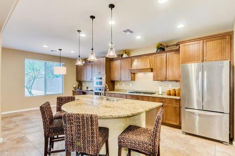 3618 E Half Hitch Pl, Phoenix, AZ 85050 photo 5