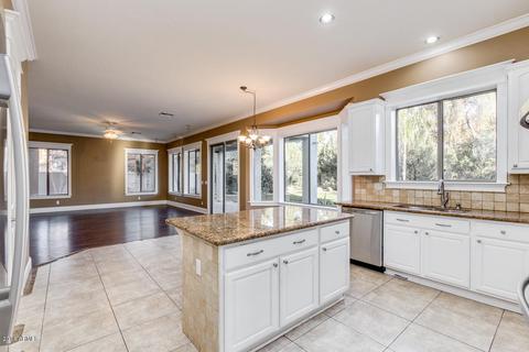 1056 E Oakland Ct, Gilbert, AZ 85295 photo 11