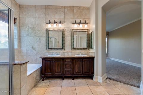 1056 E Oakland Ct, Gilbert, AZ 85295 photo 25