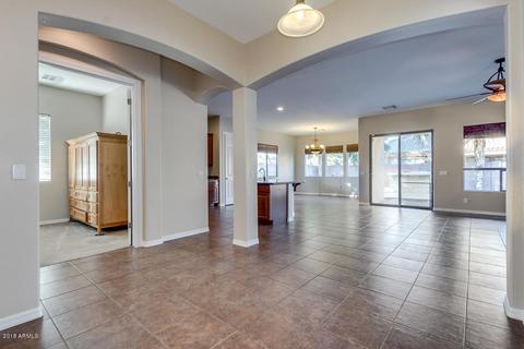 1236 E Clark Dr, Gilbert, AZ 85297 photo 5
