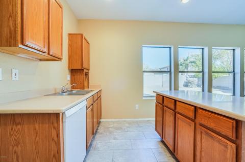 3376 E Longhorn Dr, Gilbert, AZ 85297 photo 5