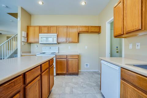 3376 E Longhorn Dr, Gilbert, AZ 85297 photo 3
