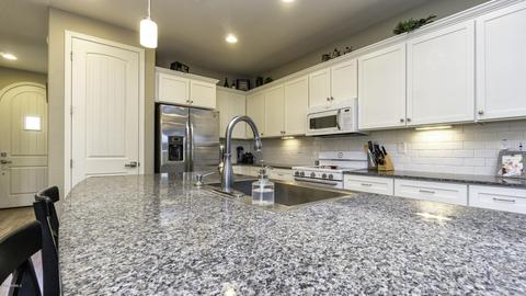 15833 S 12th Way, Phoenix, AZ 85048 photo 6