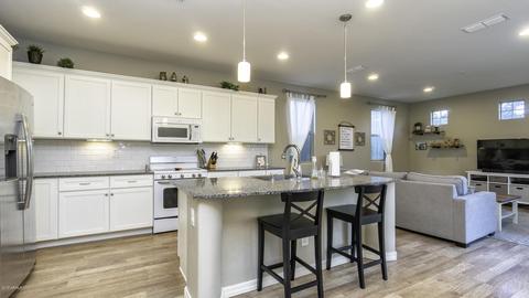 15833 S 12th Way, Phoenix, AZ 85048 photo 1