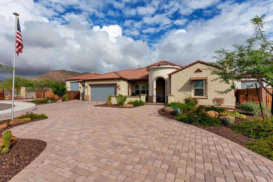  8080 W Chama Dr, Peoria, AZ 85383 photo 2