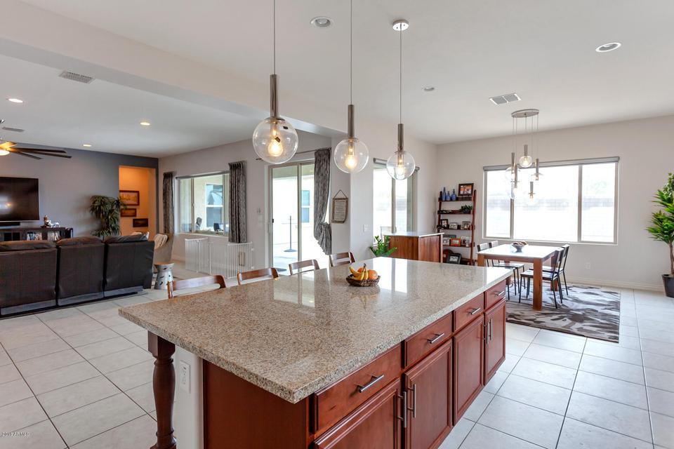  8080 W Chama Dr, Peoria, AZ 85383 photo 9