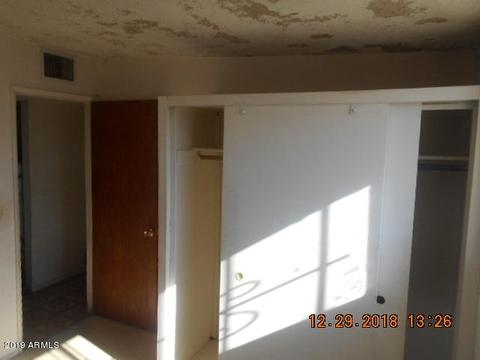 1847 E Pleasant Ln, Phoenix, AZ 85042 photo 10