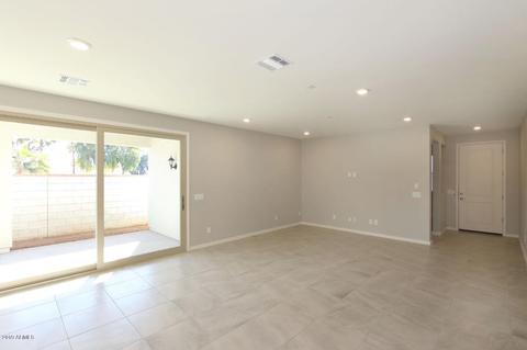 89 E Liberty Ln, Gilbert, AZ 85296 photo 7