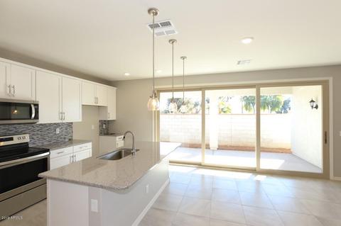 89 E Liberty Ln, Gilbert, AZ 85296 photo 14
