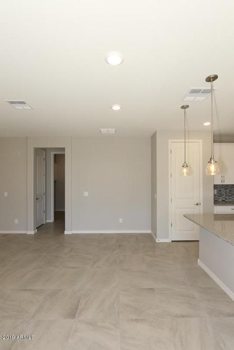 89 E Liberty Ln, Gilbert, AZ 85296 photo 8
