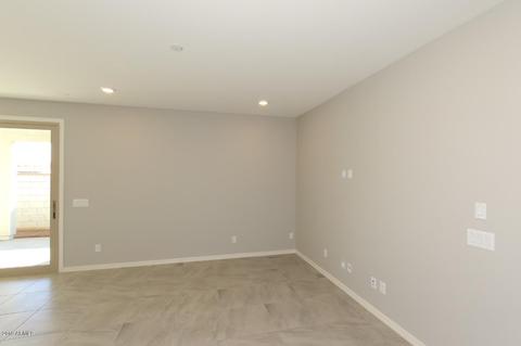 89 E Liberty Ln, Gilbert, AZ 85296 photo 3
