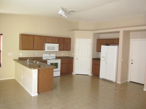 2201 E Yuma Ave, Apache Junction, AZ 85119 photo 3