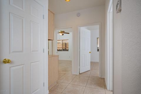 4709 E Bighorn Ave, Phoenix, AZ 85044 photo 4