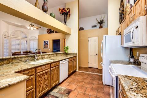 3620 E Lavender Ln, Phoenix, AZ 85044 photo 3