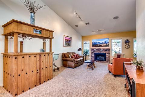 3620 E Lavender Ln, Phoenix, AZ 85044 photo 2