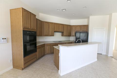 2803 E Desert Ln, Phoenix, AZ 85042 photo 6