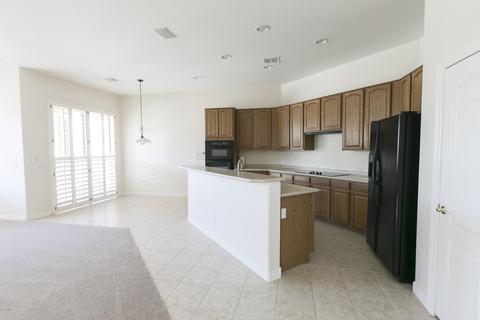 2803 E Desert Ln, Phoenix, AZ 85042 photo 5