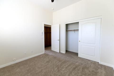 2803 E Desert Ln, Phoenix, AZ 85042 photo 46
