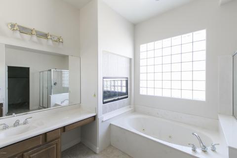 2803 E Desert Ln, Phoenix, AZ 85042 photo 28