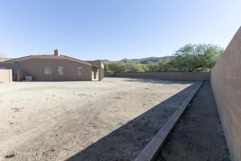 2803 E Desert Ln, Phoenix, AZ 85042 photo 38