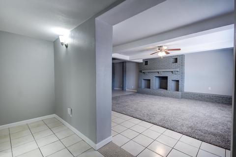 616 S Saguaro Dr, Apache Junction, AZ 85120 photo 5