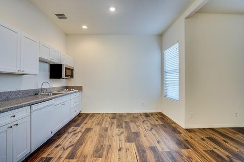 2913 E Harwell Rd, Phoenix, AZ 85042 photo 10