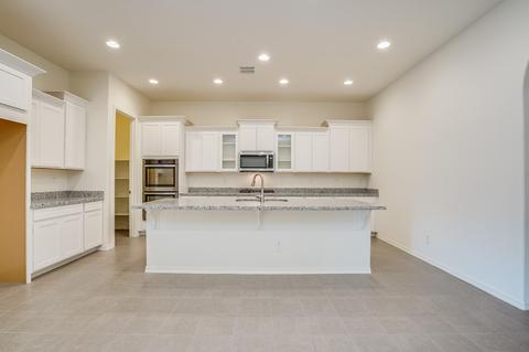 2913 E Harwell Rd, Phoenix, AZ 85042 photo 2