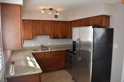 4041 E Camelback Rd #11, Phoenix, AZ 85018 photo 5