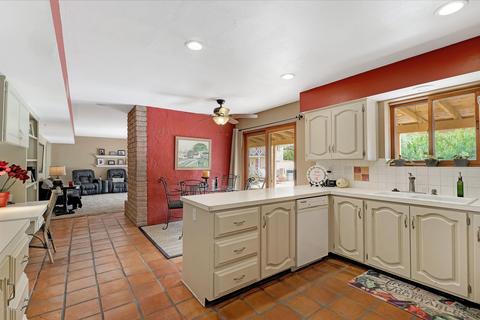 4605 E Shadow Rock Rd, Phoenix, AZ 85028 photo 17