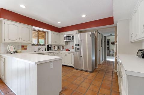 4605 E Shadow Rock Rd, Phoenix, AZ 85028 photo 18