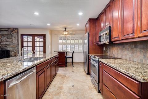 2762 E Gelding Dr, Phoenix, AZ 85032 photo 21