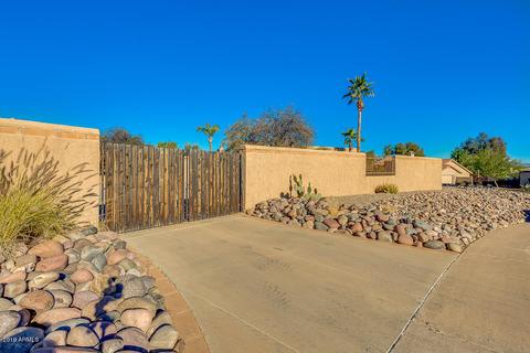 2762 E Gelding Dr, Phoenix, AZ 85032 photo 49
