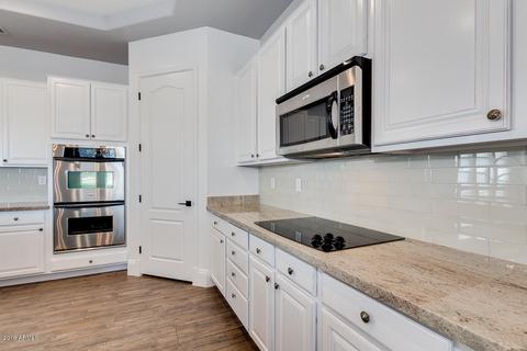 3208 E Branham Ln, Phoenix, AZ 85042 photo 13
