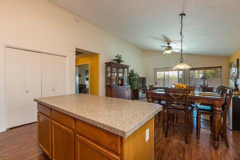 713 E Windsor Dr, Gilbert, AZ 85296 photo 9