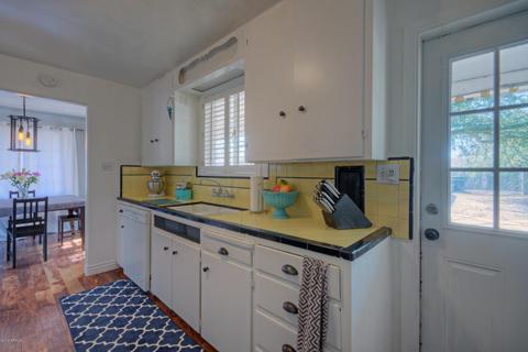 1235 Edgemont Ave, Phoenix, AZ 85006 photo 9