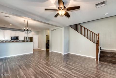 855 S Pheasant Dr S, Gilbert, AZ 85296 photo 4
