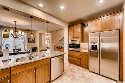 3920 E Melinda Dr, Phoenix, AZ 85050 photo 10