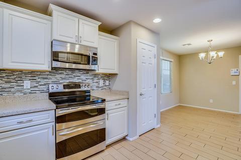 2570 E Boston St, Gilbert, AZ 85295 photo 9