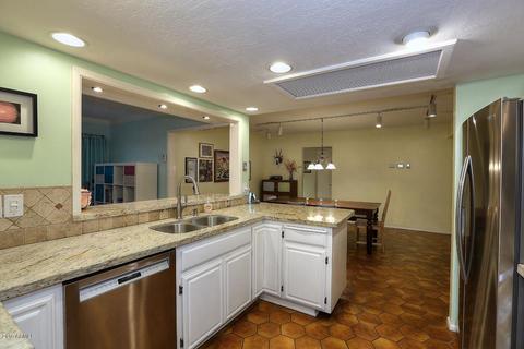2710 E Cannon Dr, Phoenix, AZ 85028 photo 5