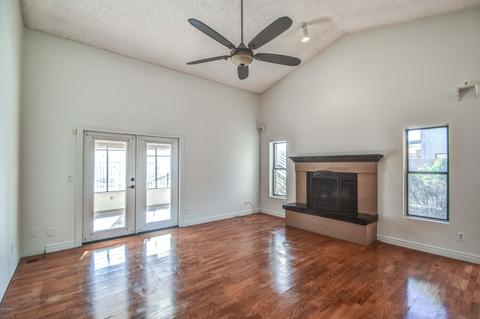 17 S Riata Dr, Gilbert, AZ 85296 photo 2